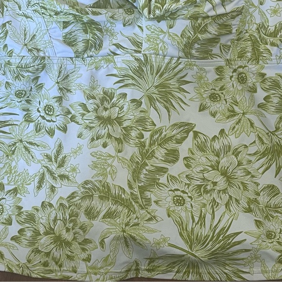Lands End Womens Tankini Top Swimwear Green Floral Adjustable Strap Stretch 12P - Picture 3 of 8